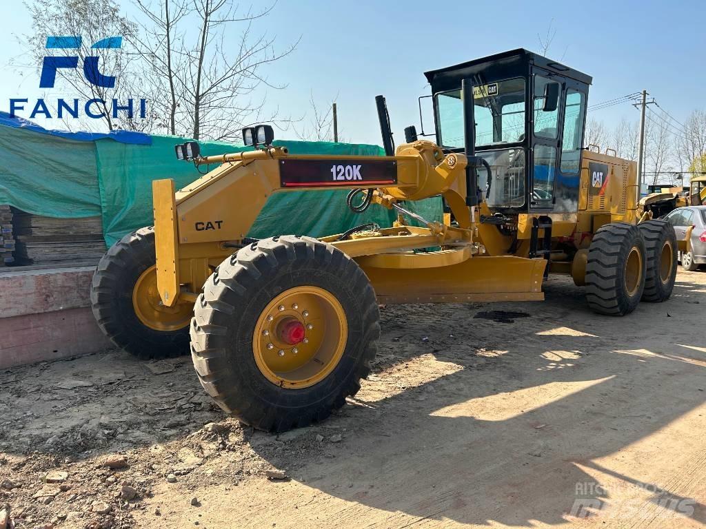 CAT 120 K 平土機
