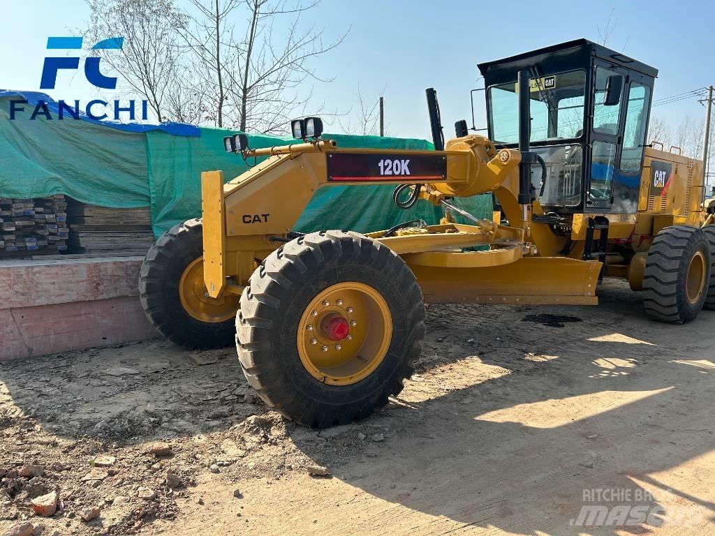CAT 120 K 平土機