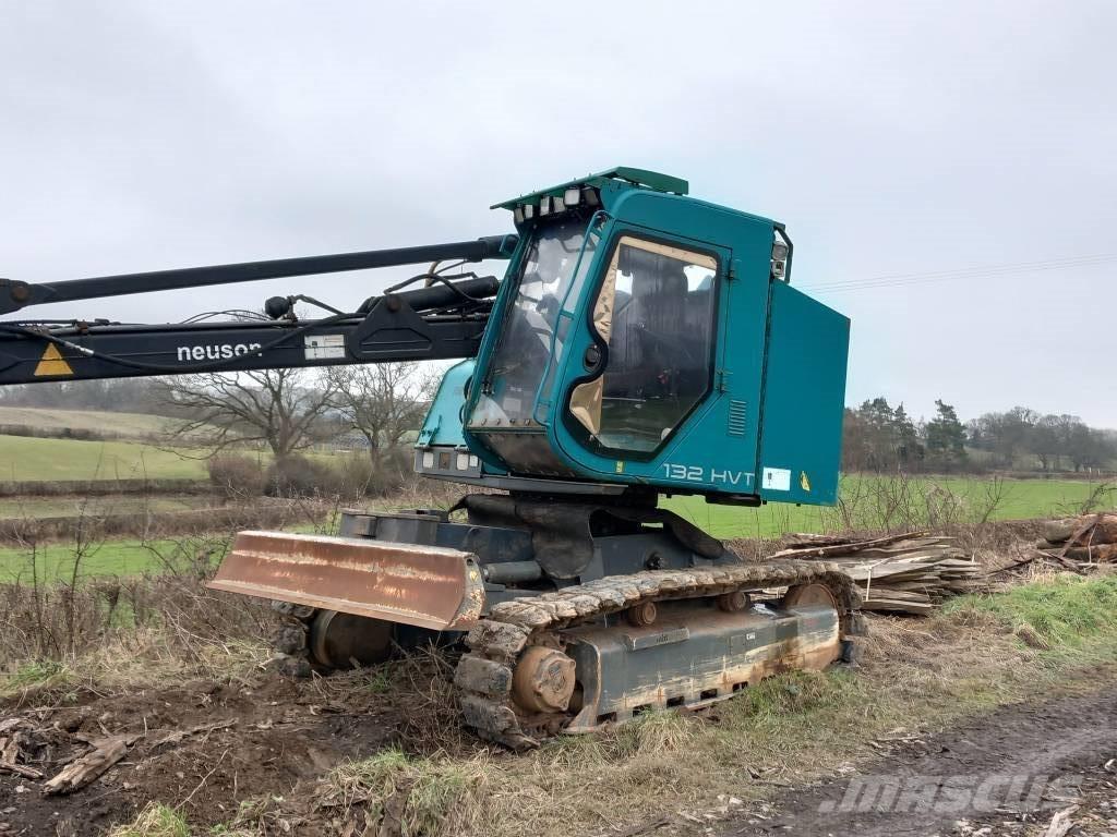 Neuson 132 HV T 收穫機