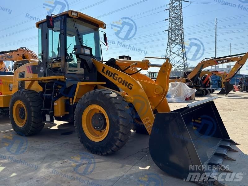 LiuGong CLG 835 輪胎式裝載機