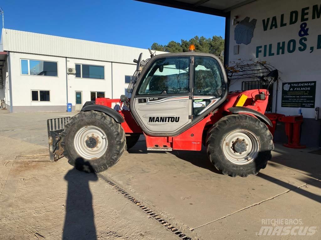 Manitou MT 732 農業用伸縮臂裝載機