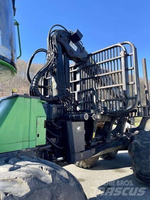 John Deere 1910 E 集運機