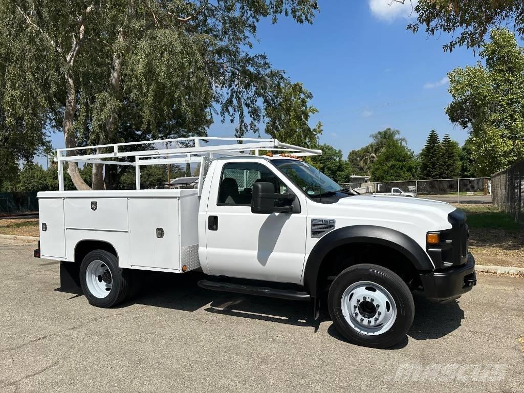 Ford F 450 SD 都市/通用型車輛