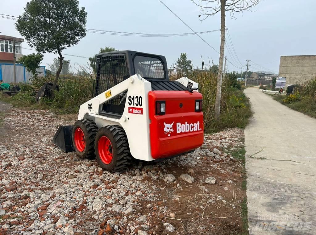 Bobcat S 130 滑移轉向裝載機