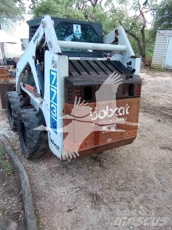Bobcat 773 滑移轉向裝載機