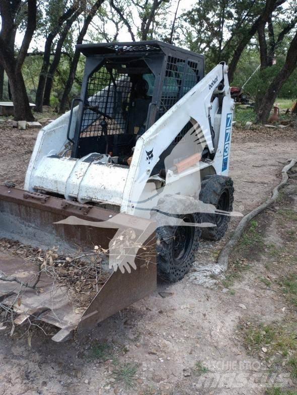 Bobcat 773 滑移轉向裝載機