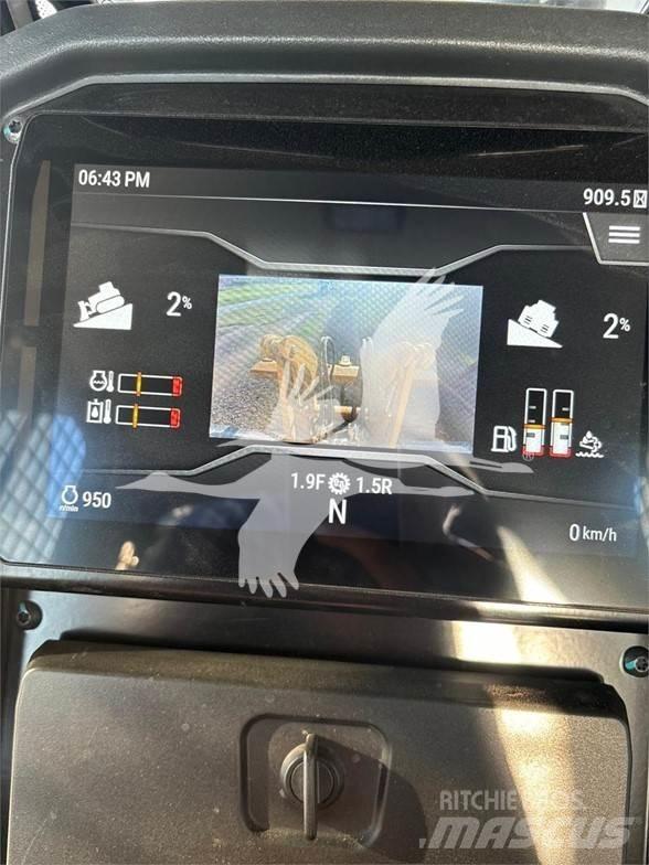 CAT D3 履帶推土機