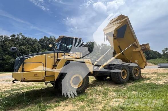 Komatsu HM400 鉸接式起吊車