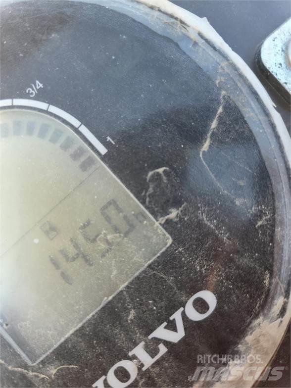 Volvo DD25B 單輪滾壓機
