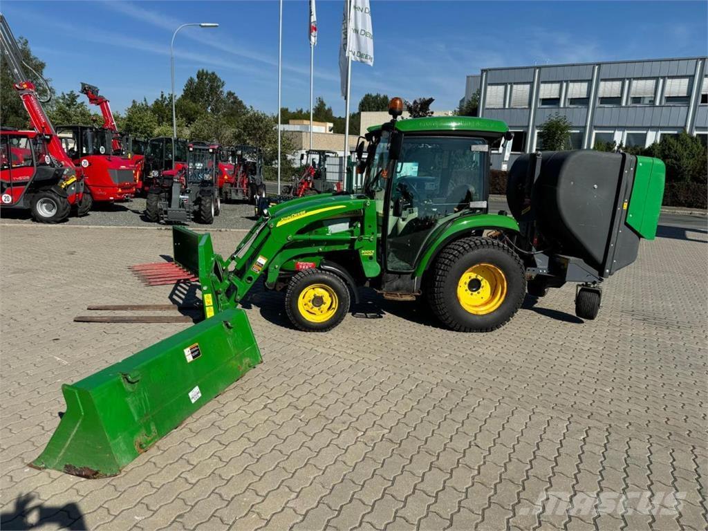 John Deere 3720 小型曳引機