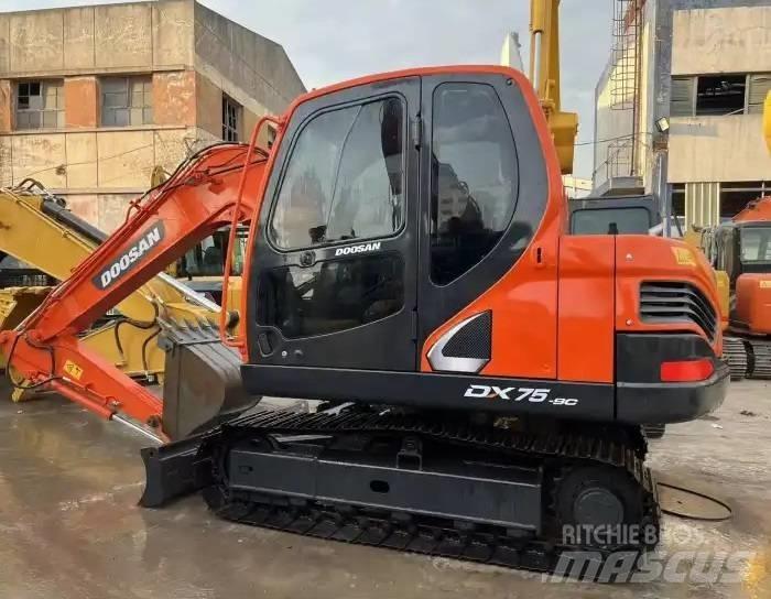Doosan DX75-9C 中型挖土機/掘鑿機/挖掘機 7t-12t