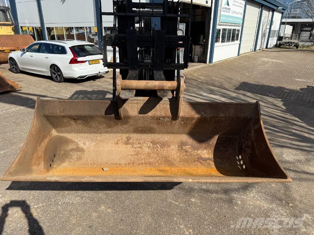 Komatsu HB 215 LC-2 履帶式 挖土機/掘鑿機/挖掘機