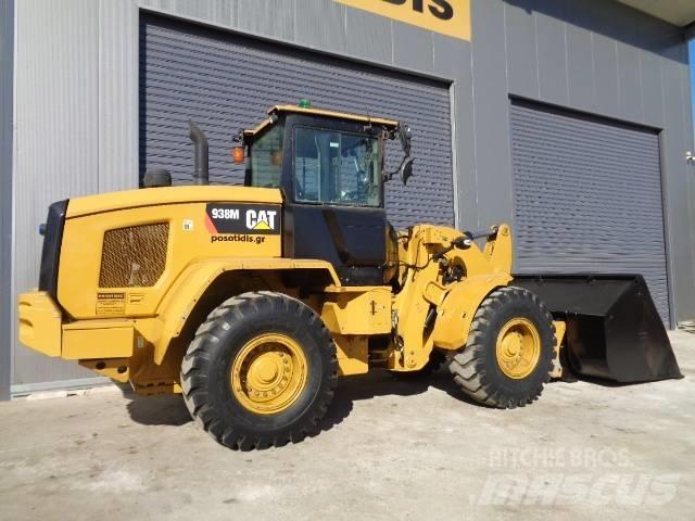 CAT 938M 輪胎式裝載機