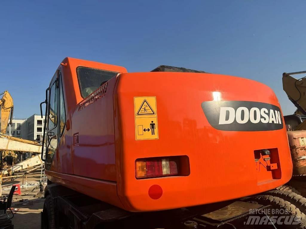 Doosan 150 W-7 旋轉式挖土機/掘鑿機/挖掘機