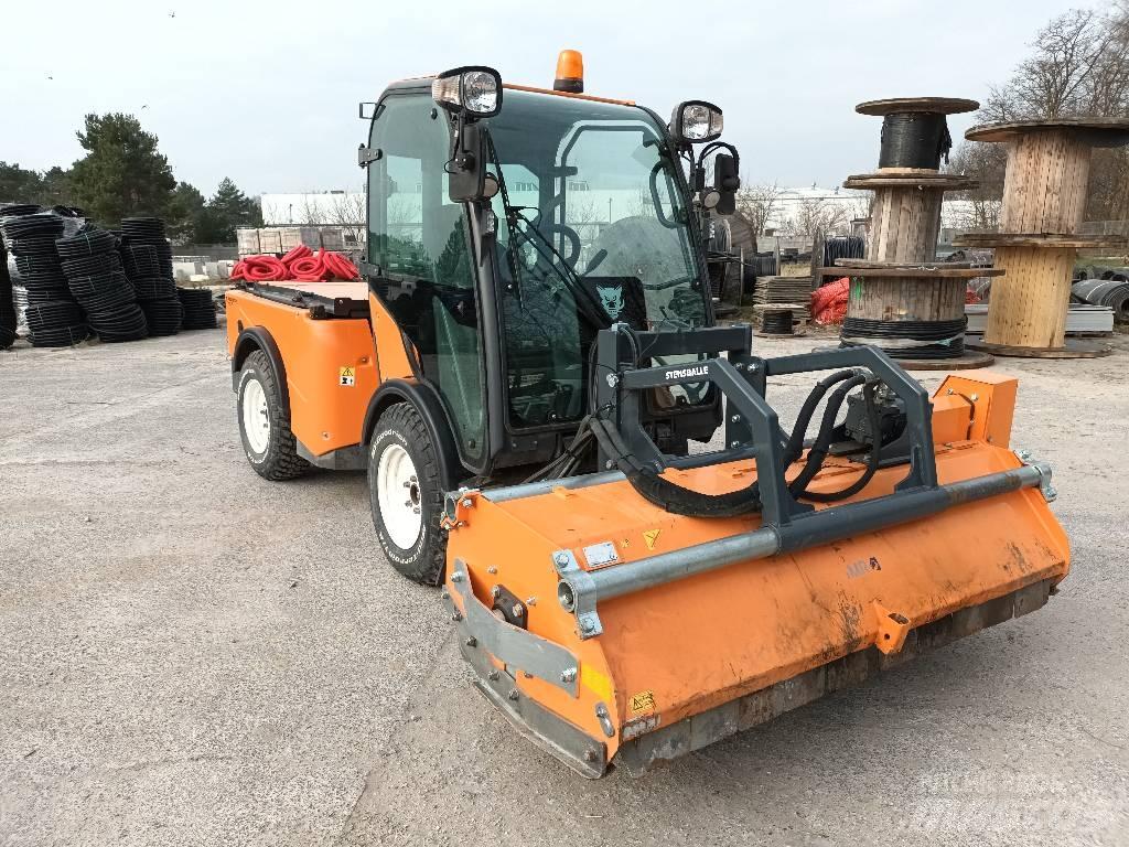 Multihog CX75 曳引機