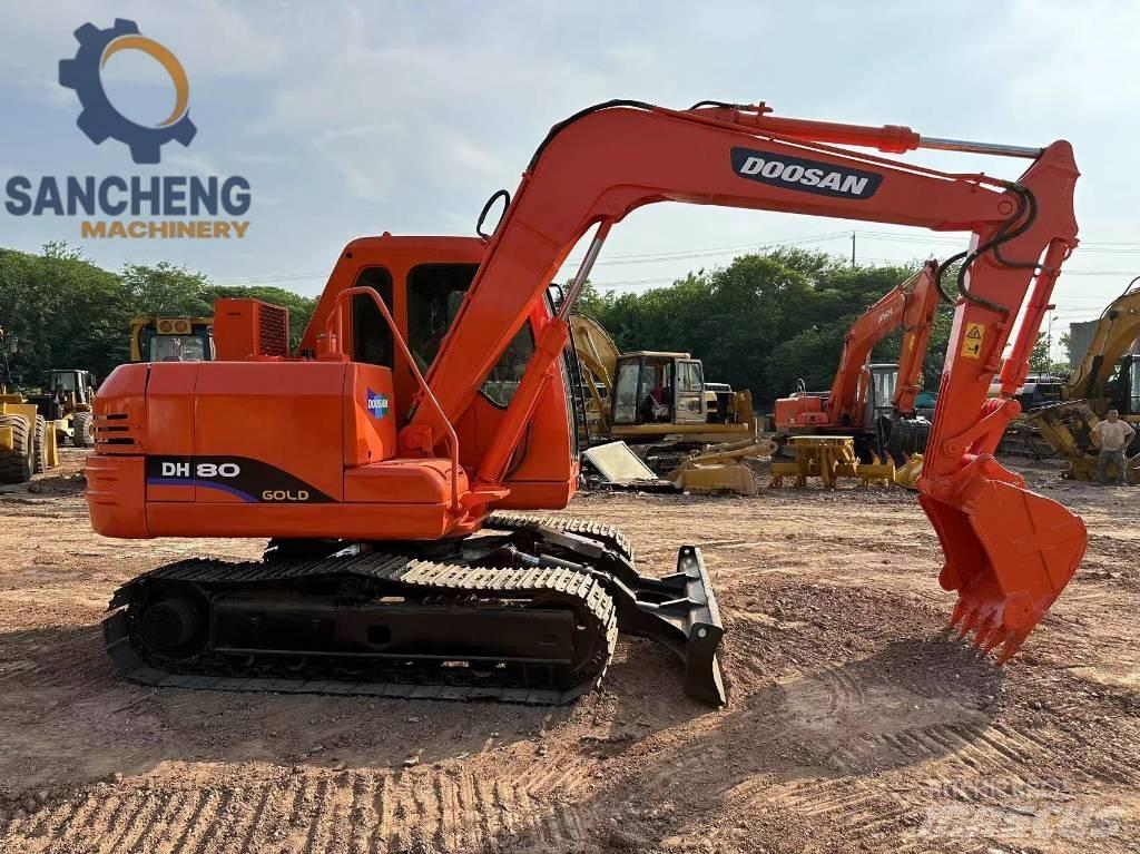 Doosan DH 80 中型挖土機/掘鑿機/挖掘機 7t-12t