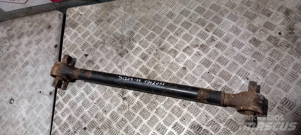 Scania R 440.   1942075 軸
