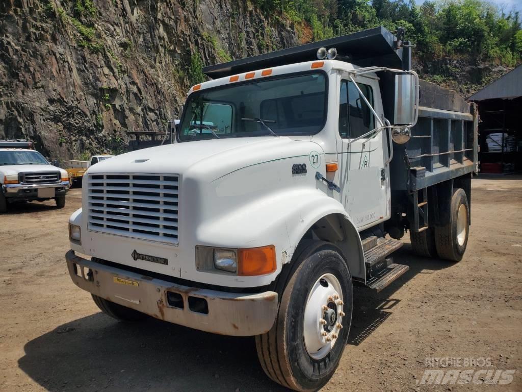 International 4990 傾卸式卡車