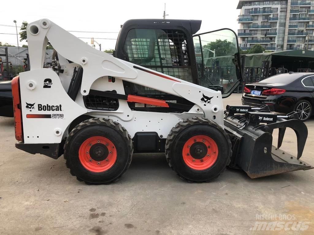 Bobcat S770 滑移轉向裝載機