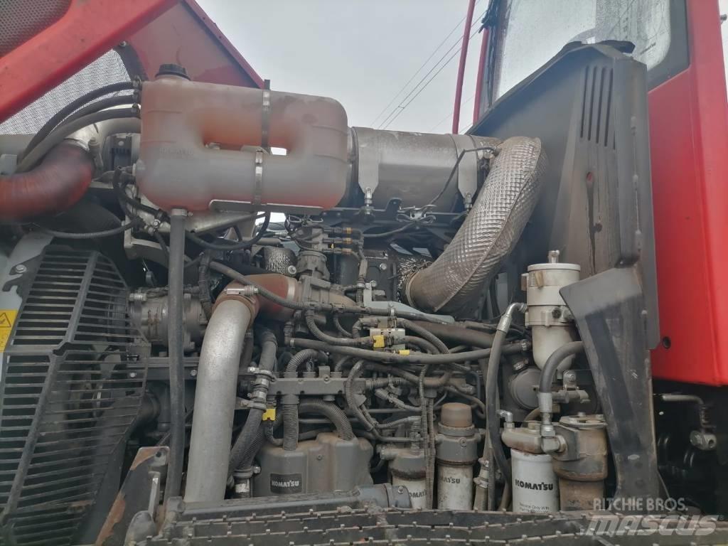 Komatsu 875 集運機