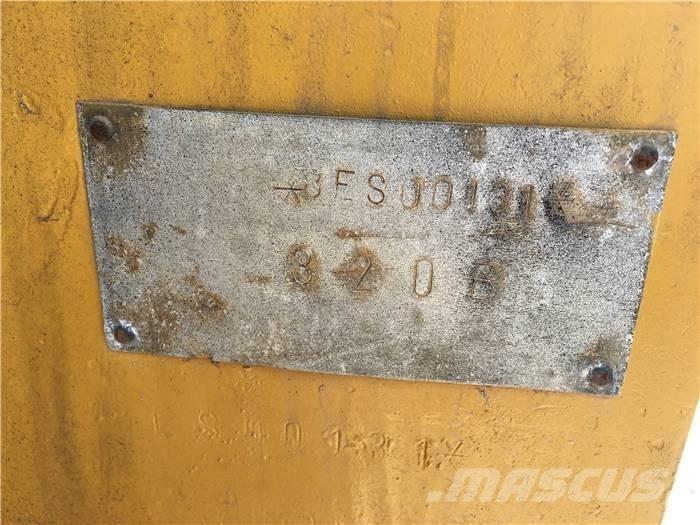 CAT 320 B 履帶式 挖土機/掘鑿機/挖掘機