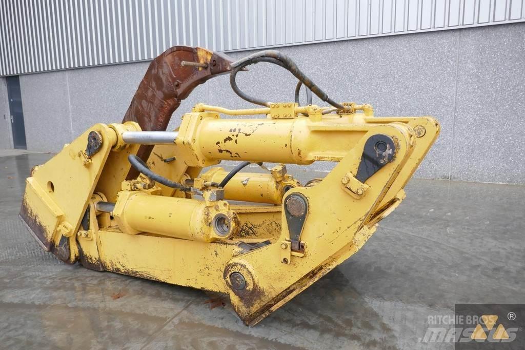 CAT D9H Ripper 其他組件