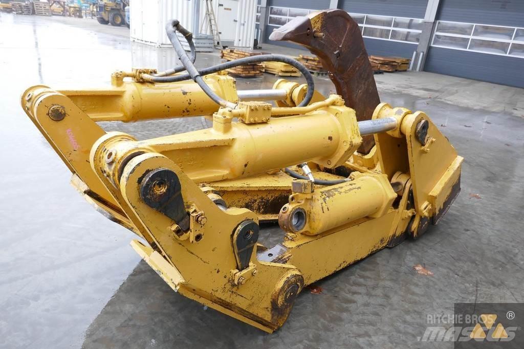 CAT D9H Ripper 其他組件