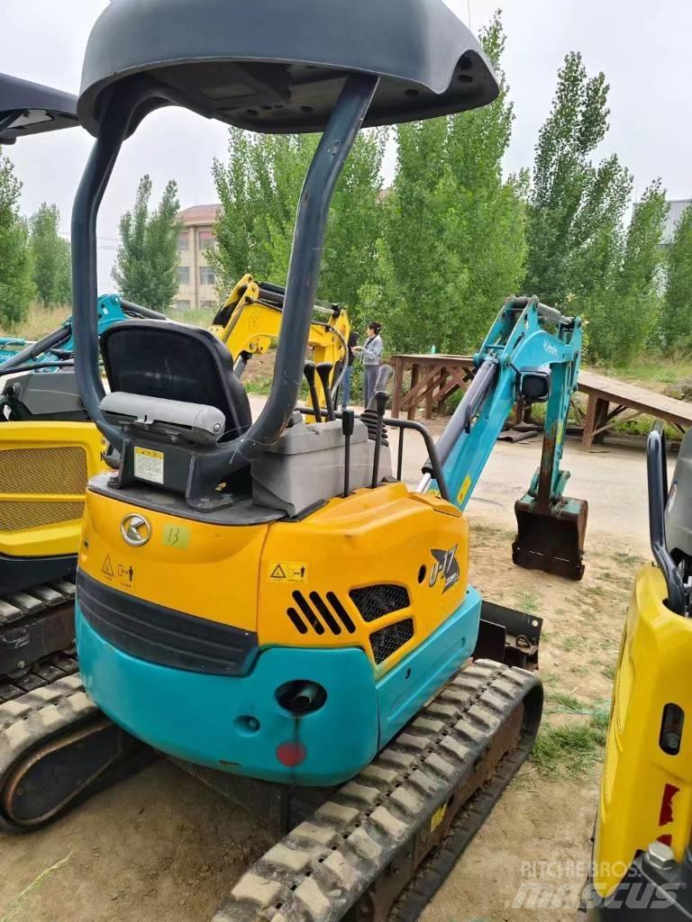 Kubota U 17 小型挖土機/掘鑿機<7t(小型挖掘機)