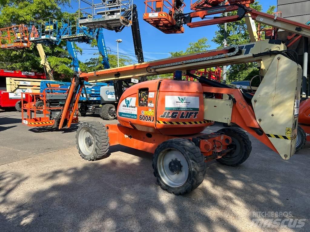 JLG 600 AJ 曲臂高空作業車