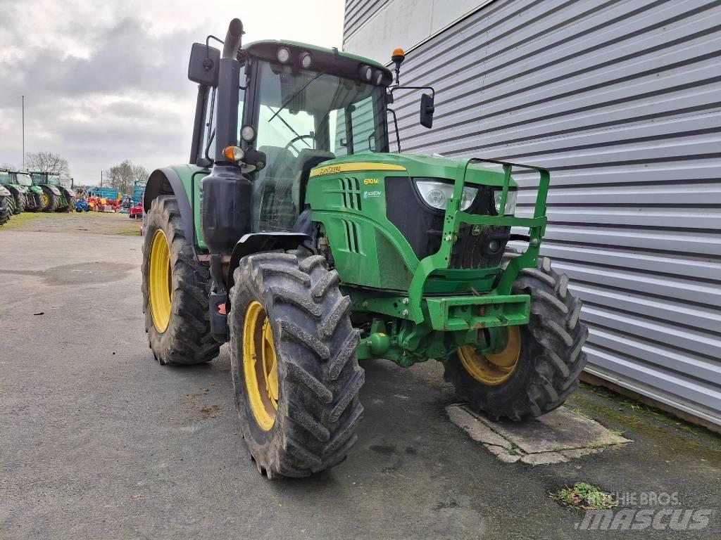 John Deere 6110M 曳引機