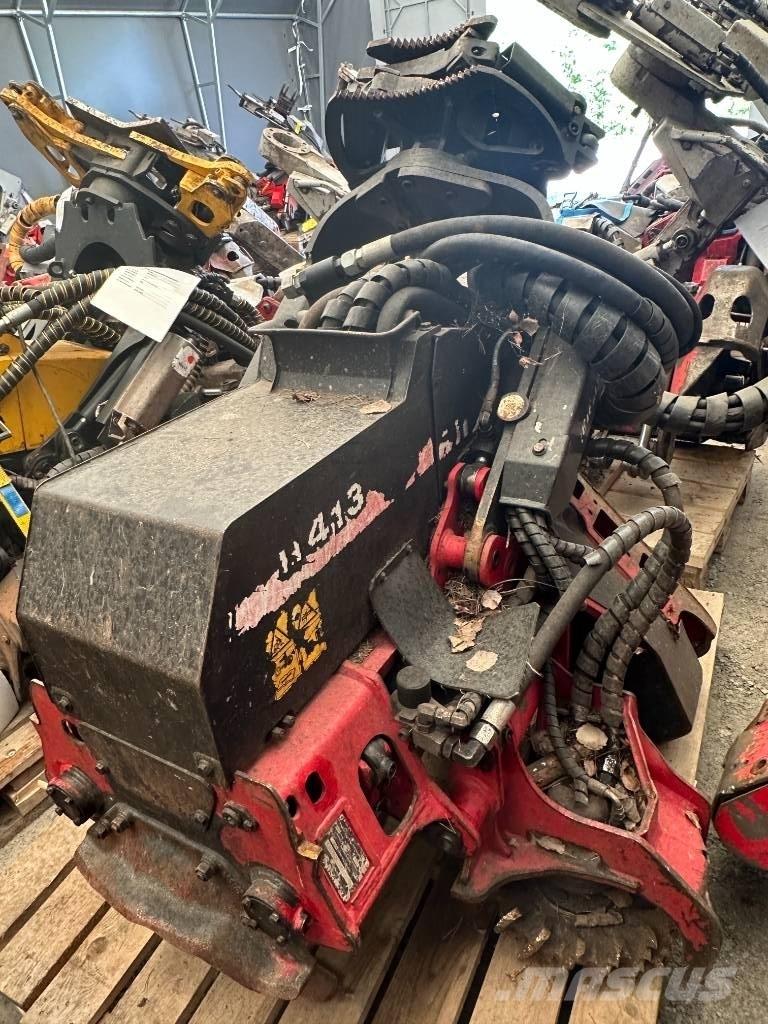 Waratah 413 收穫機頭