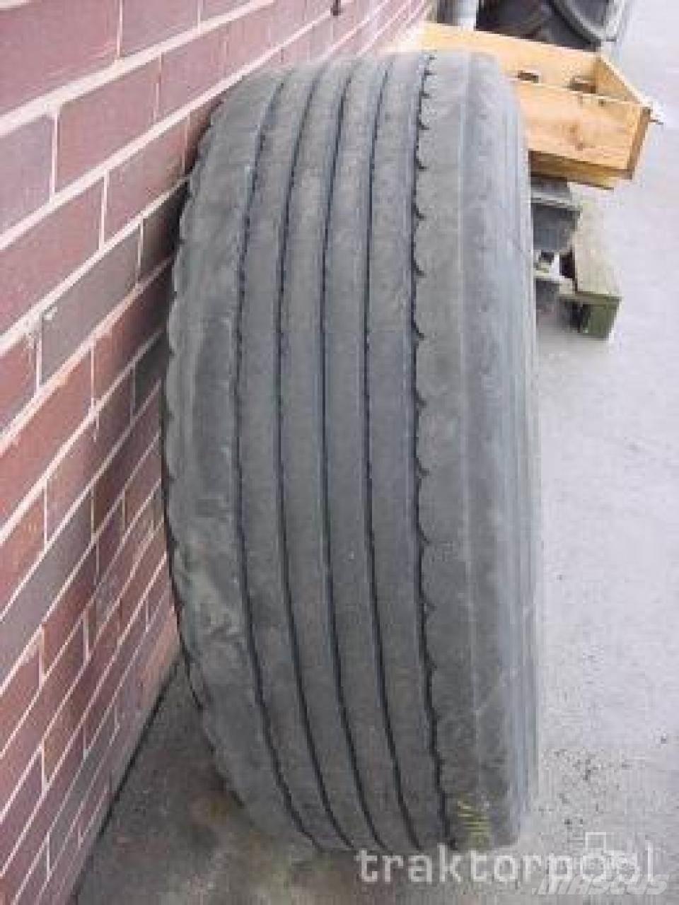  385/65 R 22,5 輪胎、車輪和輪圈