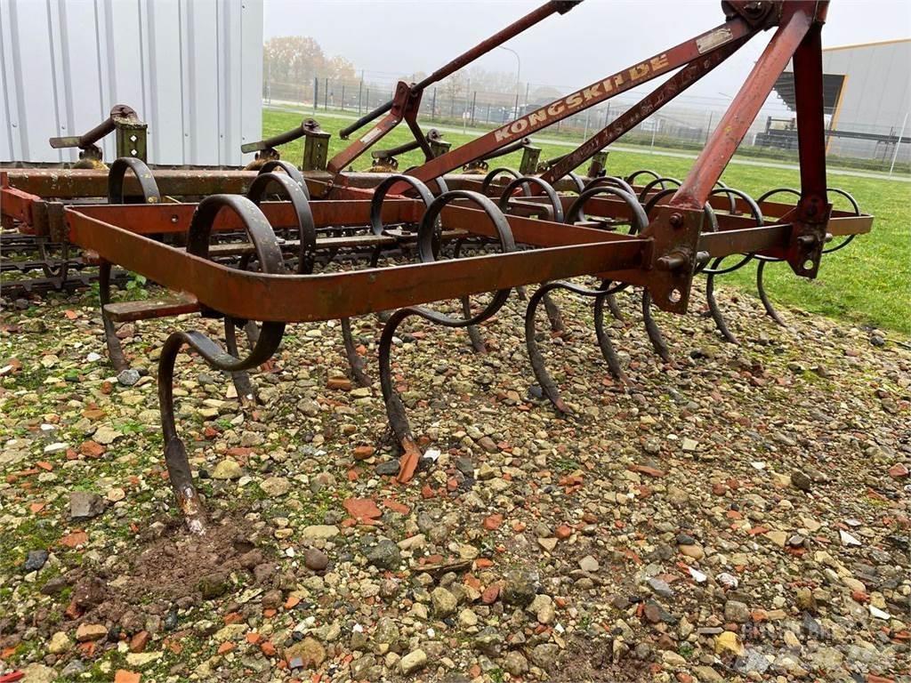 Kongskilde 3 m 中耕管理機