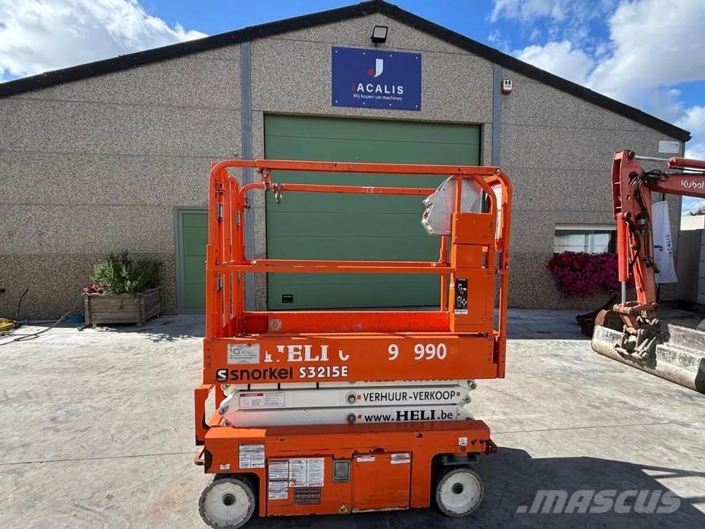 Snorkel S3215E 剪式升降機