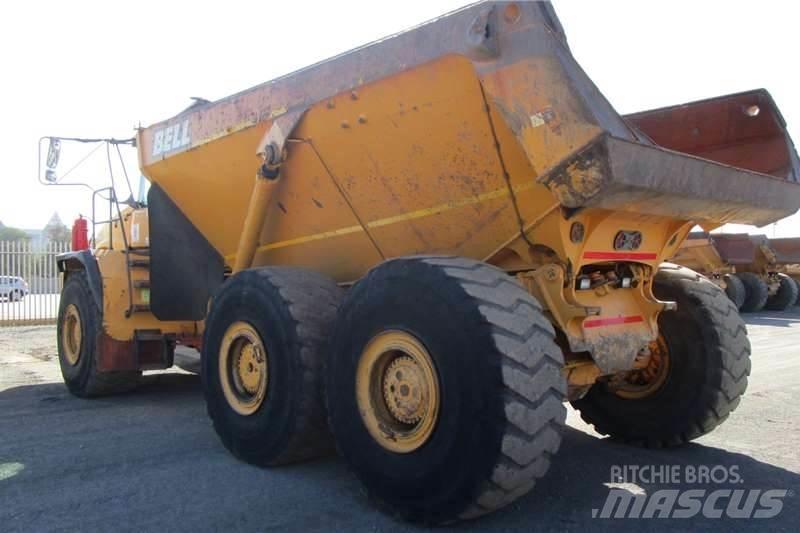Bell B50D 鉸接式起吊車