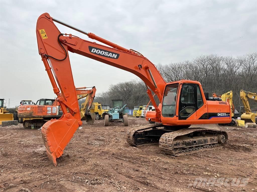Doosan DH 220 履帶式 挖土機/掘鑿機/挖掘機