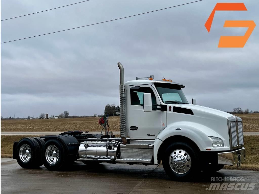 Kenworth T 880 曳引機組件