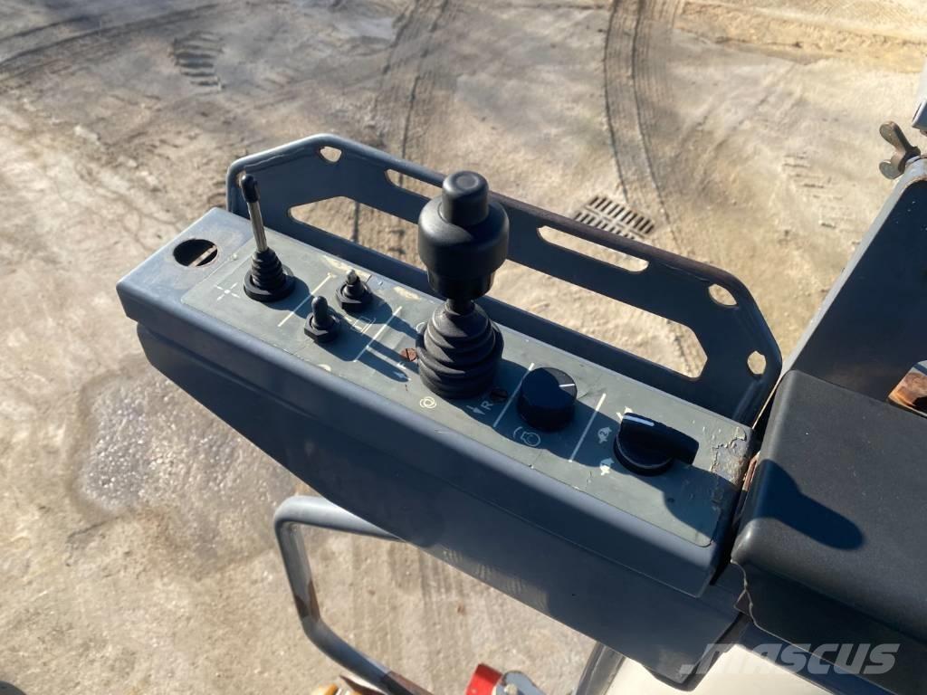 Wirtgen W 130 F 瀝青冷銑刨機/銑床