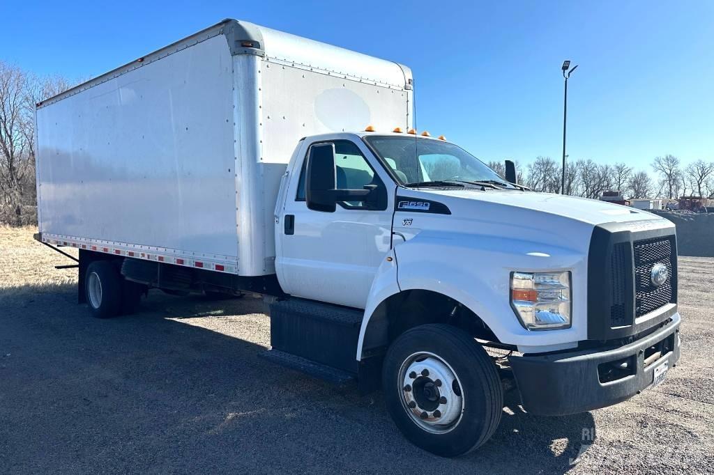 Ford F 650 貨箱式卡車