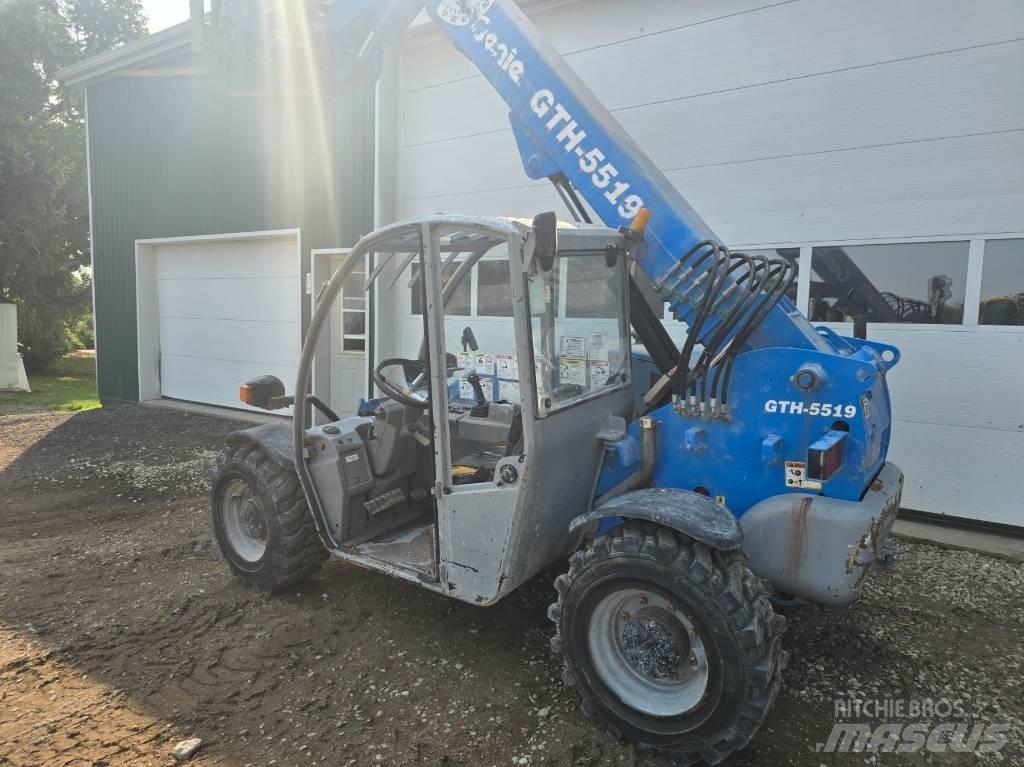 Genie GTH 5519 伸縮臂操作車