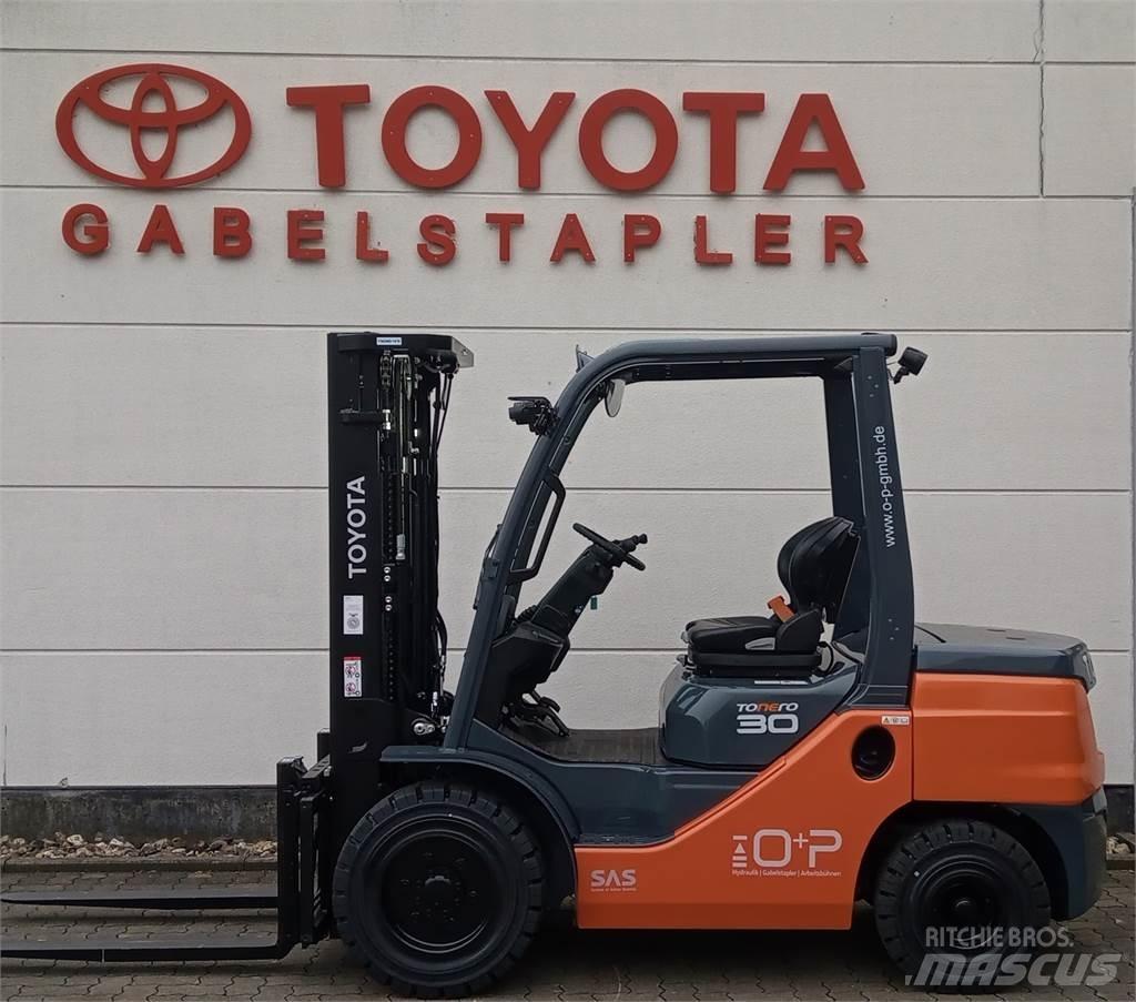 Toyota 52-8FDF30 柴油卡車