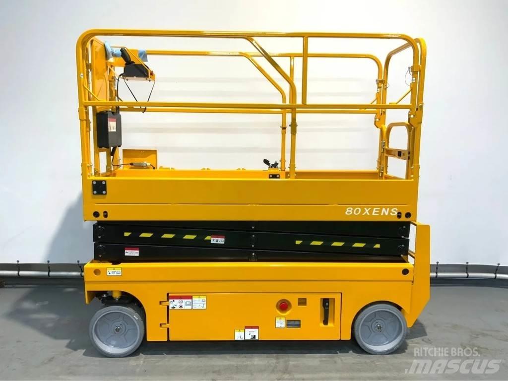 John Deere 80XENS 剪式升降機
