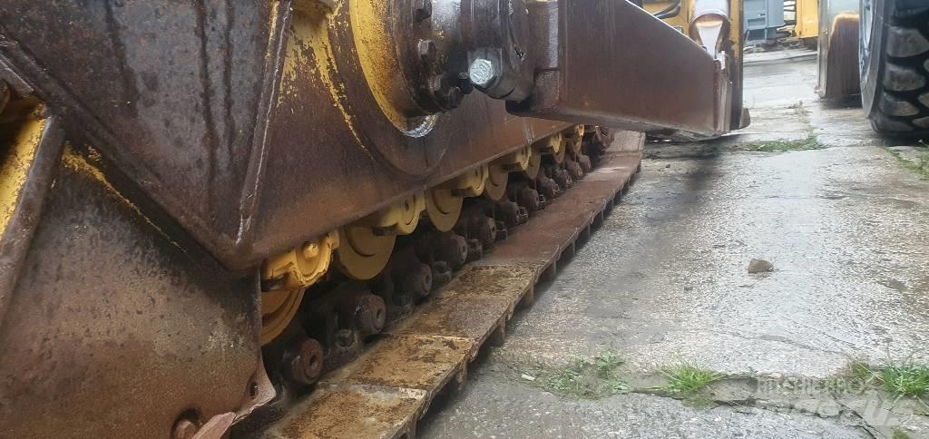 CAT D 6 T XL 履帶推土機