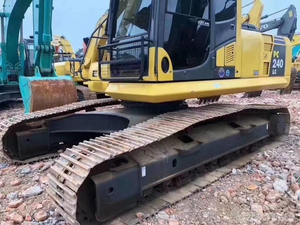 Komatsu PC 240 履帶式 挖土機/掘鑿機/挖掘機