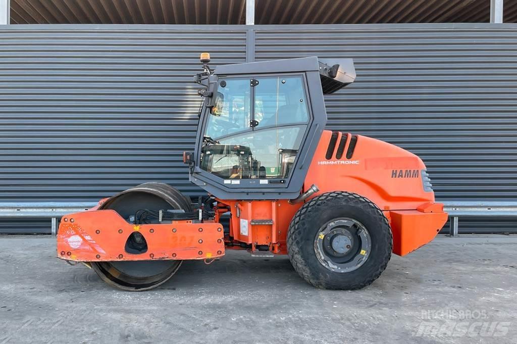 Hamm 3307 HT 單輪滾壓機