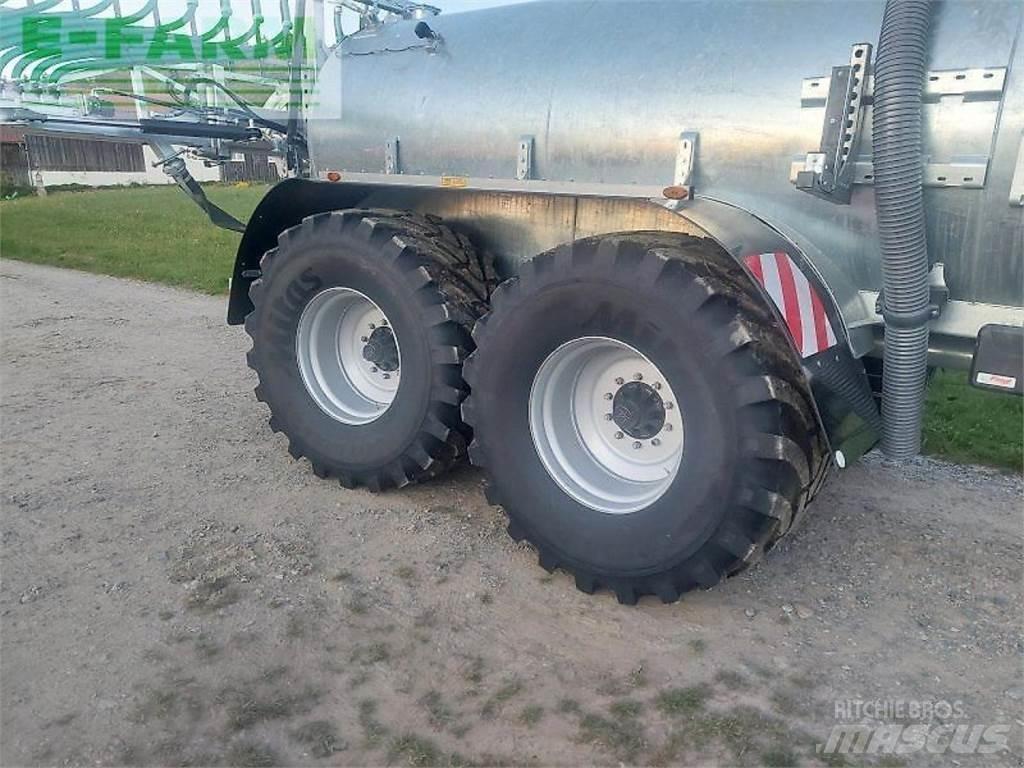 Fliegl pfw 14000 肥料撒布機