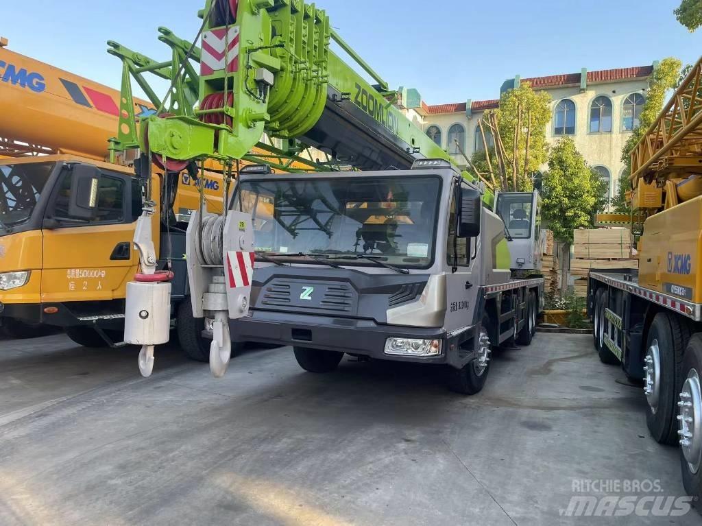 Zoomlion ZTC 251 V 全路面起重機/吊車