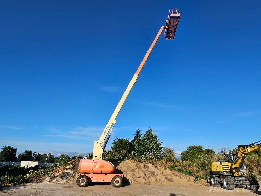 JLG 680S 伸縮臂高空作業車