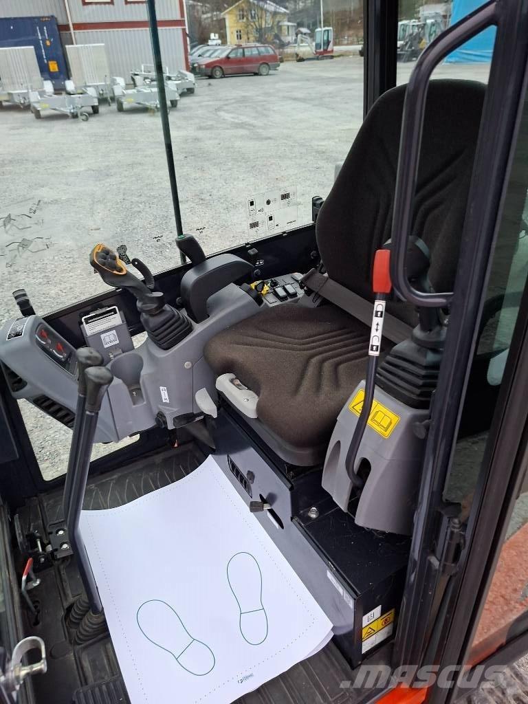 Kubota KX019-4 小型挖土機/掘鑿機<7t(小型挖掘機)