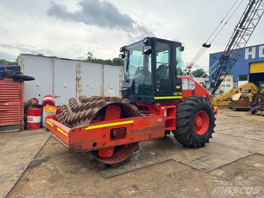 CAT CP 533 E 單輪滾壓機